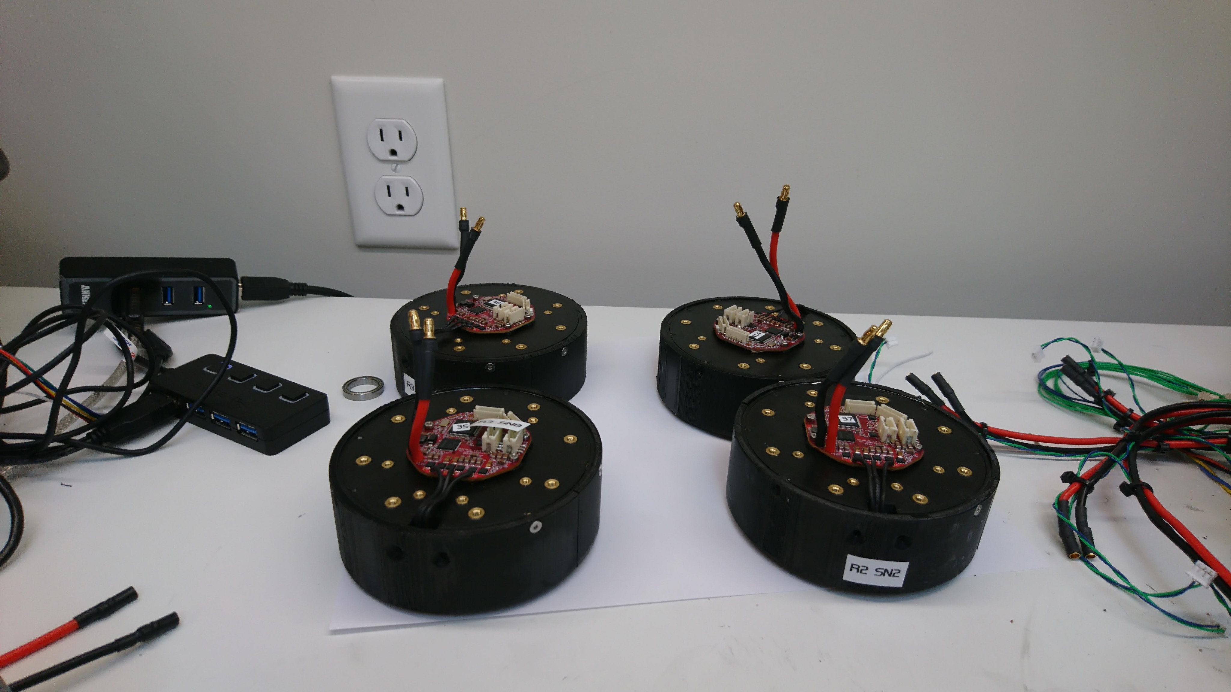 4x gearboxes with reinforcing rings installed