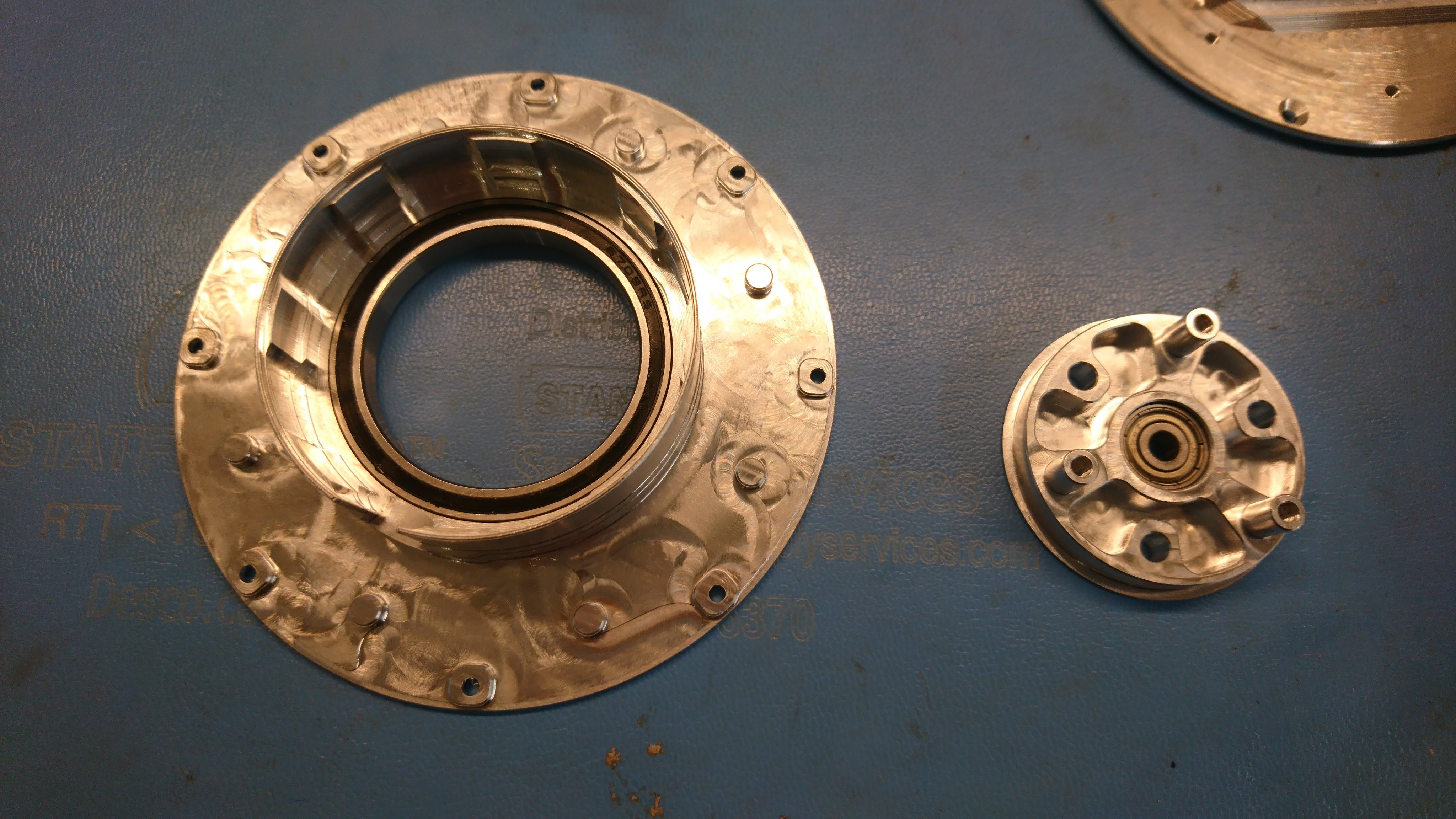 Bearings installed in front housing and planet output
